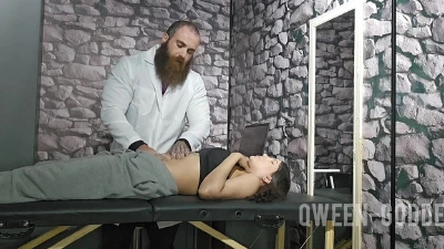 Cover for 'Custom Doctor'